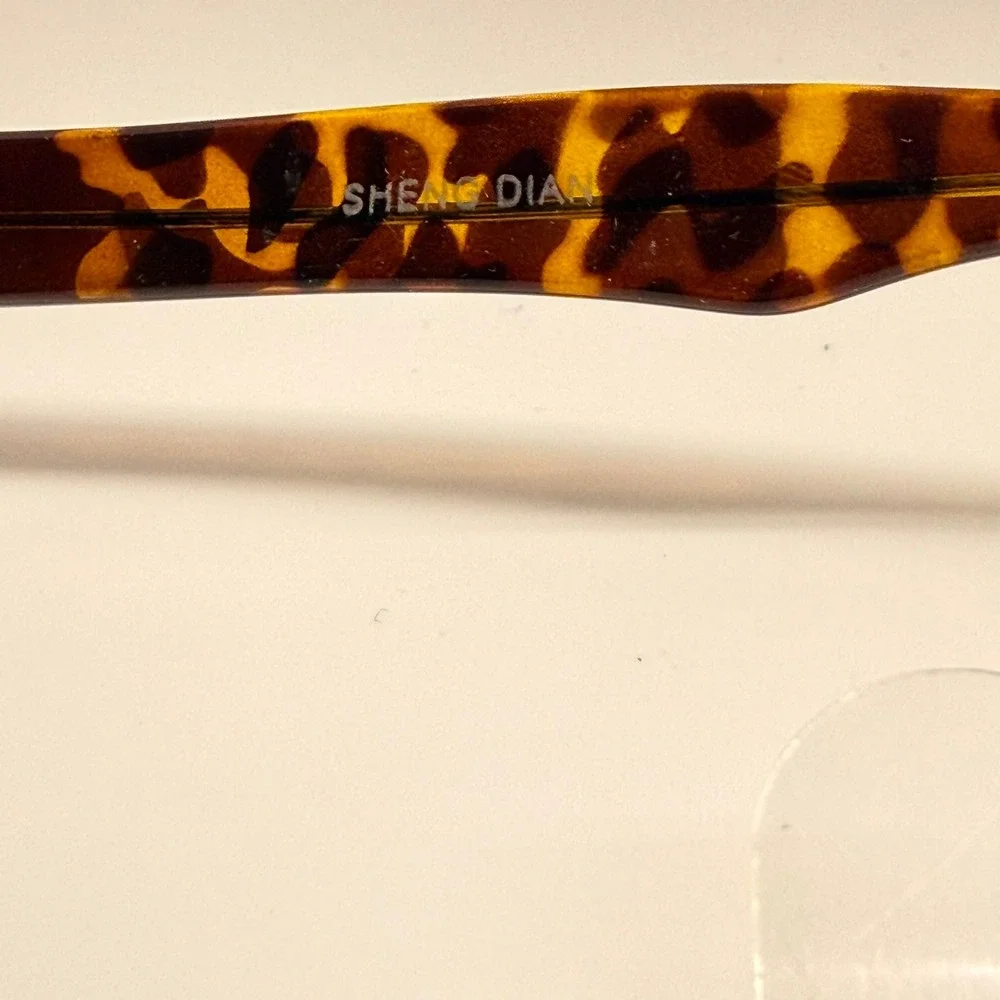 Sheng Dian 2267 Tortoise Shell Rectangular Eyeglass Frames 55-16-145 Col 64